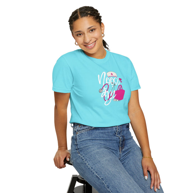Celebrate Nurses with Style – Funny Nurse Appreciation T-Shirt | Nurse Life Tee, Healthcare Worker Gift, Medical Professional Top, Nọọsi Aye (Nurse Life in Yoruba) Shirt