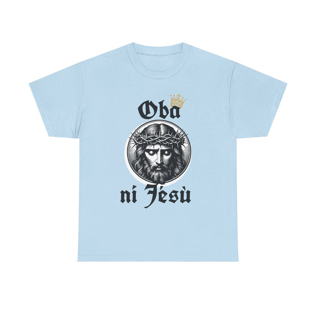 “Oba ni Jésù Crowned King Graphic Tee – Christian Faith Shirt, Spiritual Female T-Shirt, Casual Cotton Wear, Inspirational Gift for Believers”