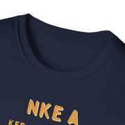 “This is what an amazing Dad looks like – Men’s Softstyle T-Shirt | Cultural Message: ‘KEDỤ IHE A DỊ ÉGWU ỊTỤNANYA NNA Ọ DỊ KA’ | Perfect Gift for Fathers”