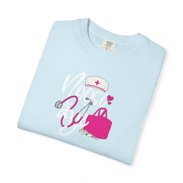Celebrate Nurses with Style – Funny Nurse Appreciation T-Shirt | Nurse Life Tee, Healthcare Worker Gift, Medical Professional Top, Nọọsi Aye (Nurse Life in Yoruba) Shirt