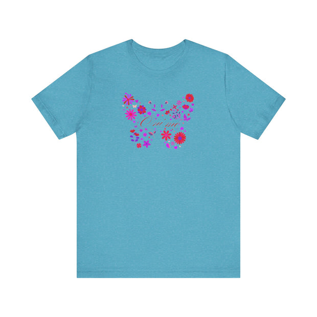 “Floral Butterfly Women Tee – Casual Summer Shirt, Butterfly Design T-Shirt, Gift for Nature Lovers, Spring Fashion Top, Oni mẹ (Mother in Urhobo)” ✅